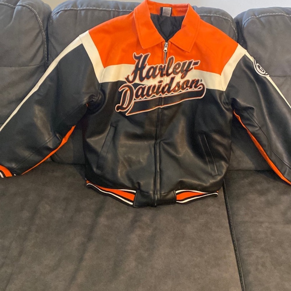 Harley Davidson Womens Large prepare for sturgis in August!!!!